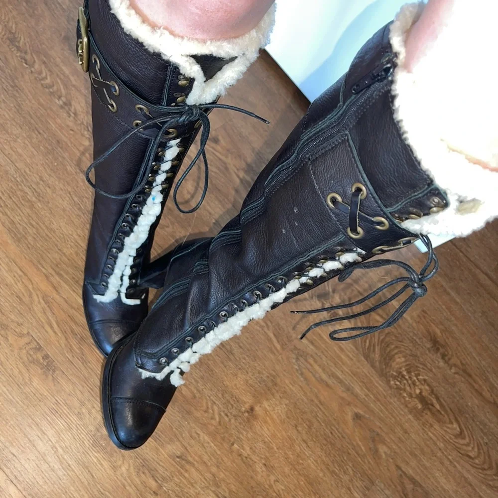 Vintage COACH knee-high leather lace-up boots Size 7.5 B with real fur, like new - Picture 3 of 9